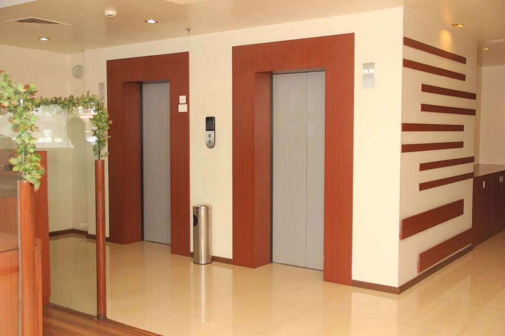 The Aures Hotel Аурангабад Екстериор снимка