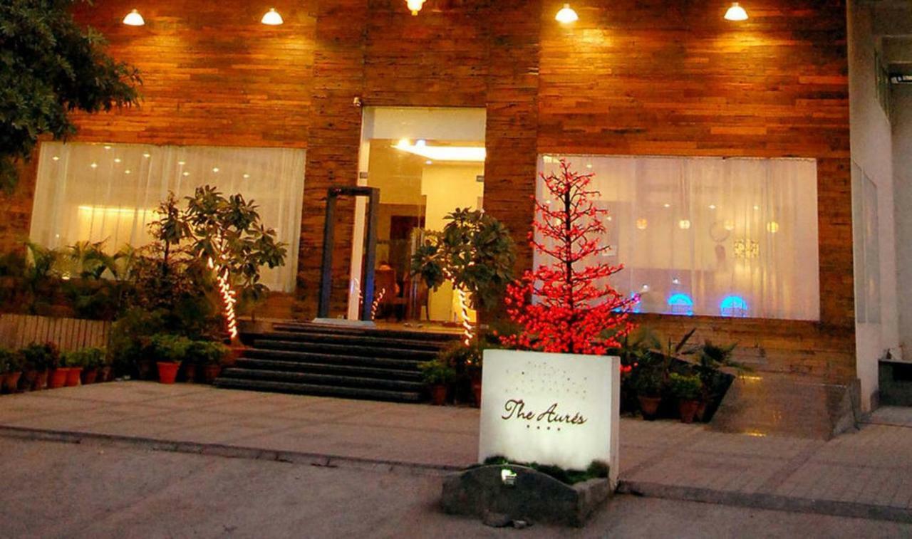 The Aures Hotel Аурангабад Екстериор снимка